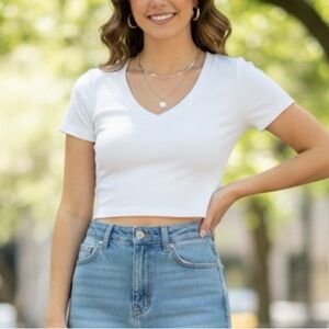 SOLD Bozzolo White Ribbed V-Neck Short Sleeve Crop Top